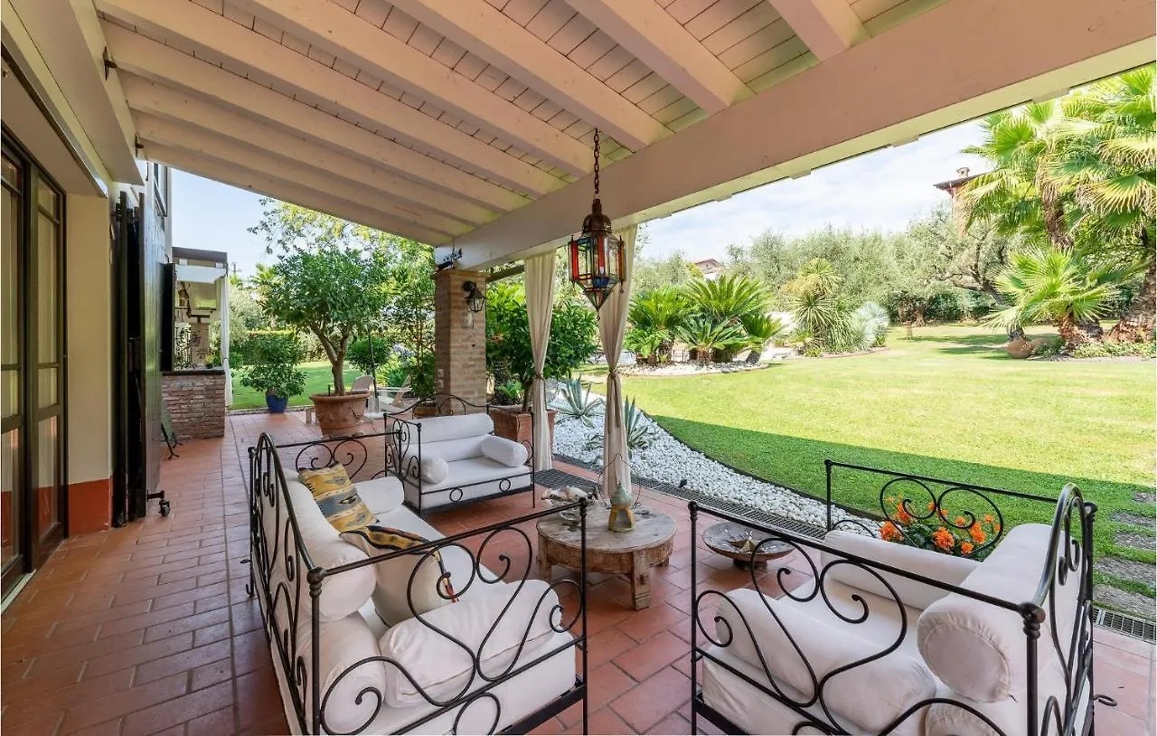 Villa Il Perle Padenghe sul Garda 0*,  Italia